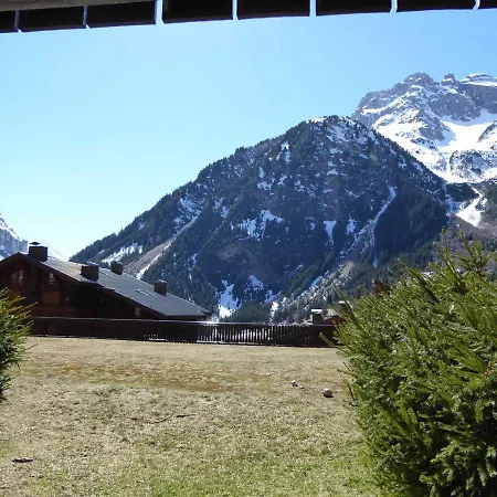 3 Pieces En Rez-de-jardin, Proche Pistes, Ideal Familles - Fr-1-464-57 Apartment *